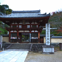 龍蓋寺
